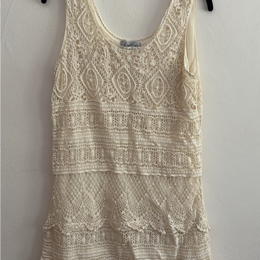 Cream Lace Sleeveless Dress